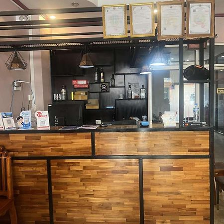 Jasmine Hostel & Guesthouse ปากเซ ภายนอก รูปภาพ